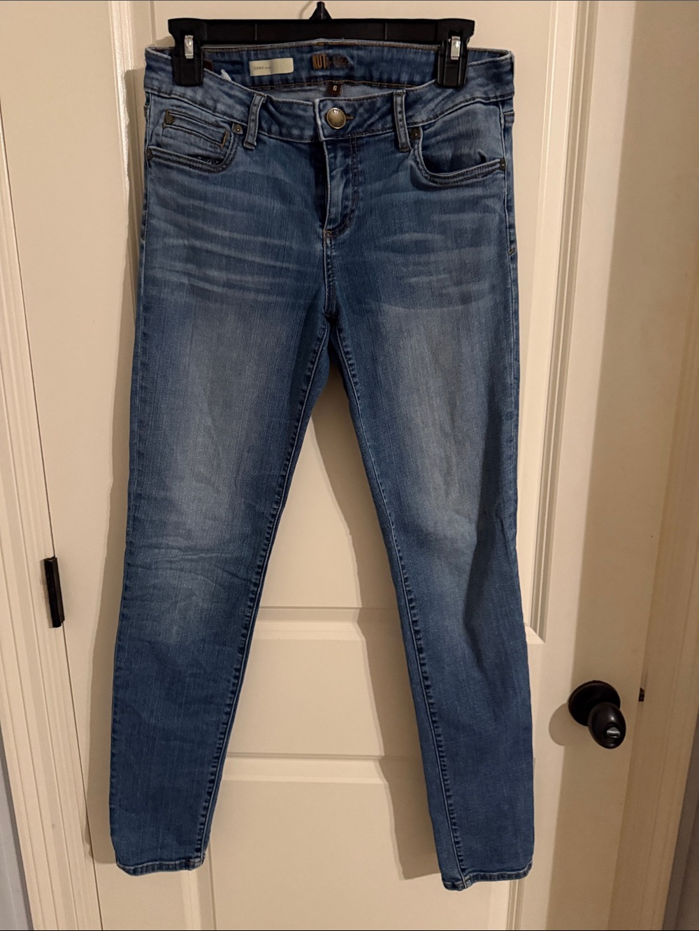 Kut from the Kloth Medium Blue Skinny Jeans